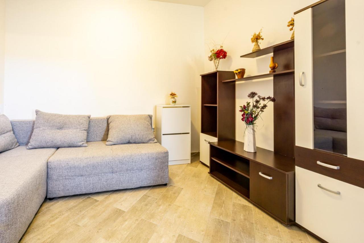 Апартаменты Kob Orog Good Location With Sea Views And Modern Decor Метайна Экстерьер фото