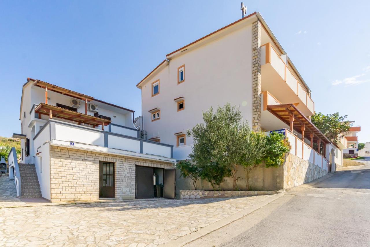 Апартаменты Kob Orog Good Location With Sea Views And Modern Decor Метайна Экстерьер фото