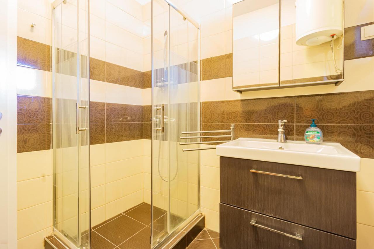 Апартаменты Kob Orog Good Location With Sea Views And Modern Decor Метайна Экстерьер фото