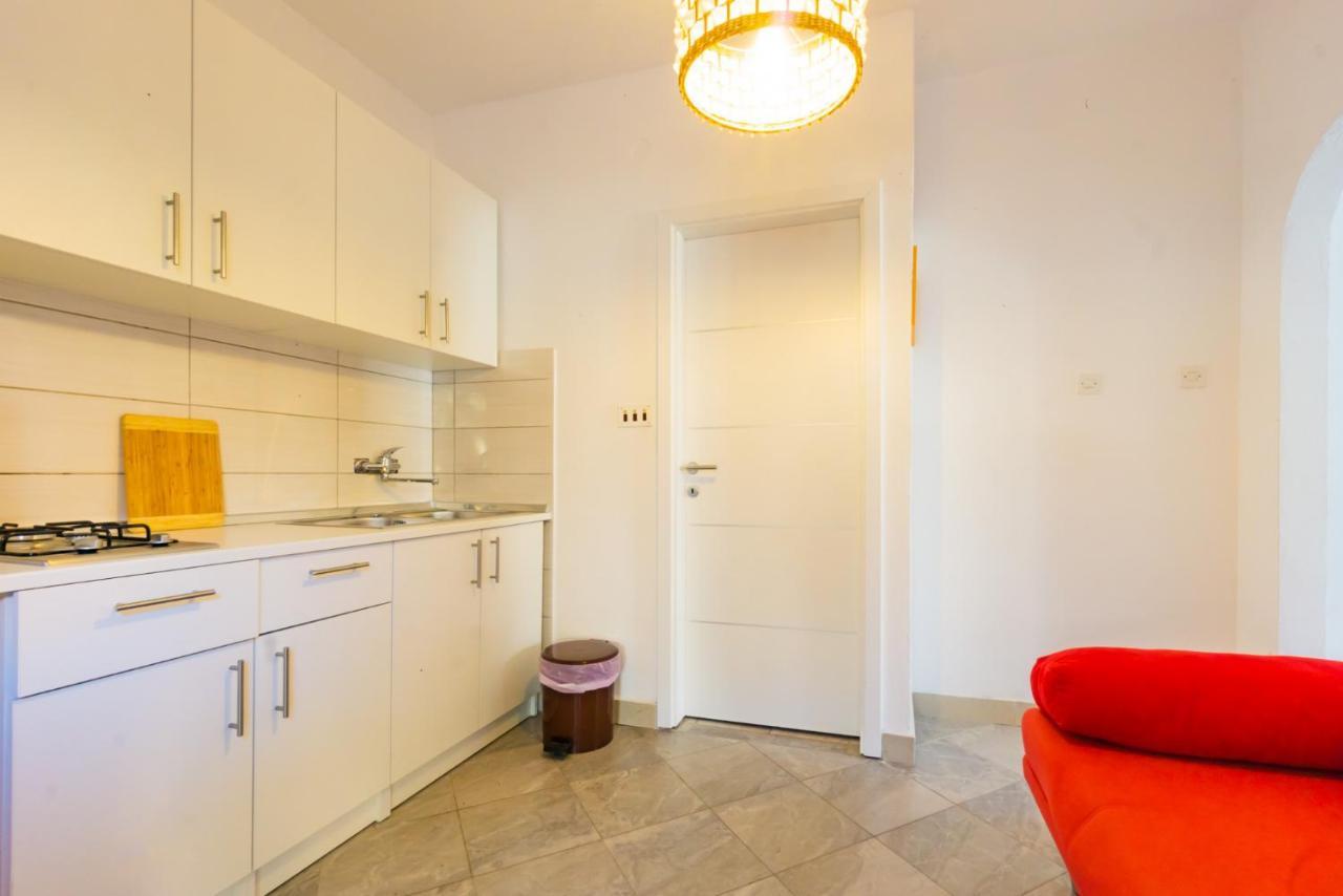 Апартаменты Kob Orog Good Location With Sea Views And Modern Decor Метайна Экстерьер фото