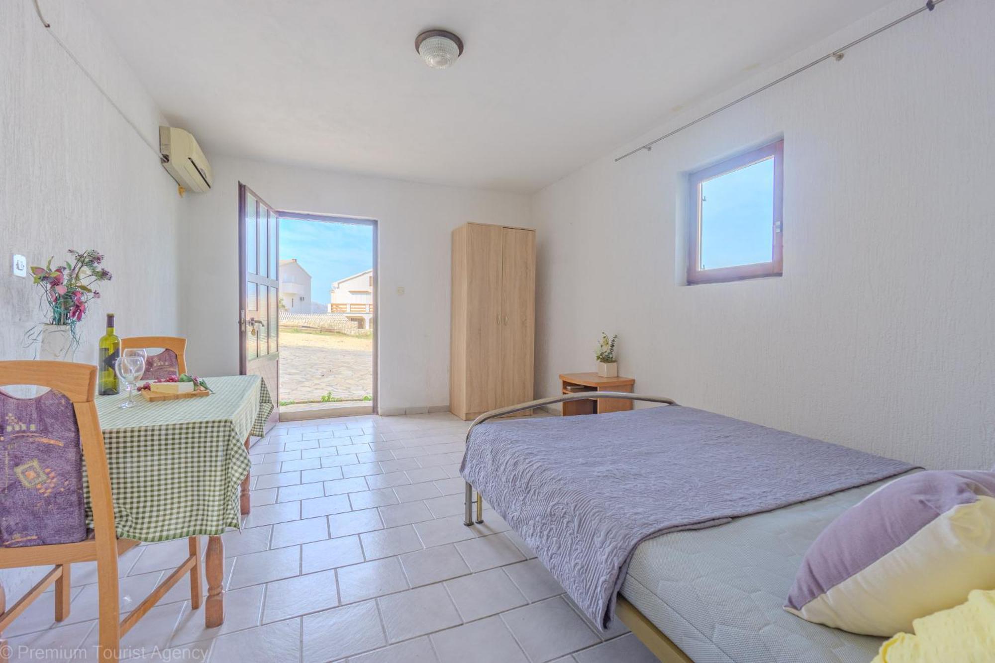 Апартаменты Kob Orog Good Location With Sea Views And Modern Decor Метайна Экстерьер фото
